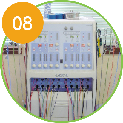 健康保険で施術が受けられます